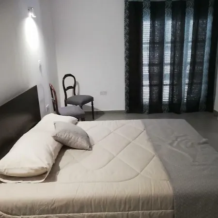 Nyaraló Stis Andronikis *