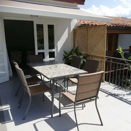 Holiday home Stis Andronikis