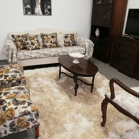 Holiday home Stis Andronikis *